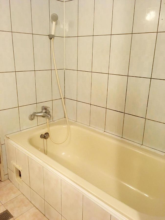 文南哥爸妻夫飯店 Hotel Tainan Buitenkant foto