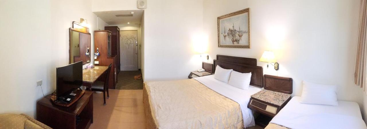 文南哥爸妻夫飯店 Hotel Tainan Buitenkant foto